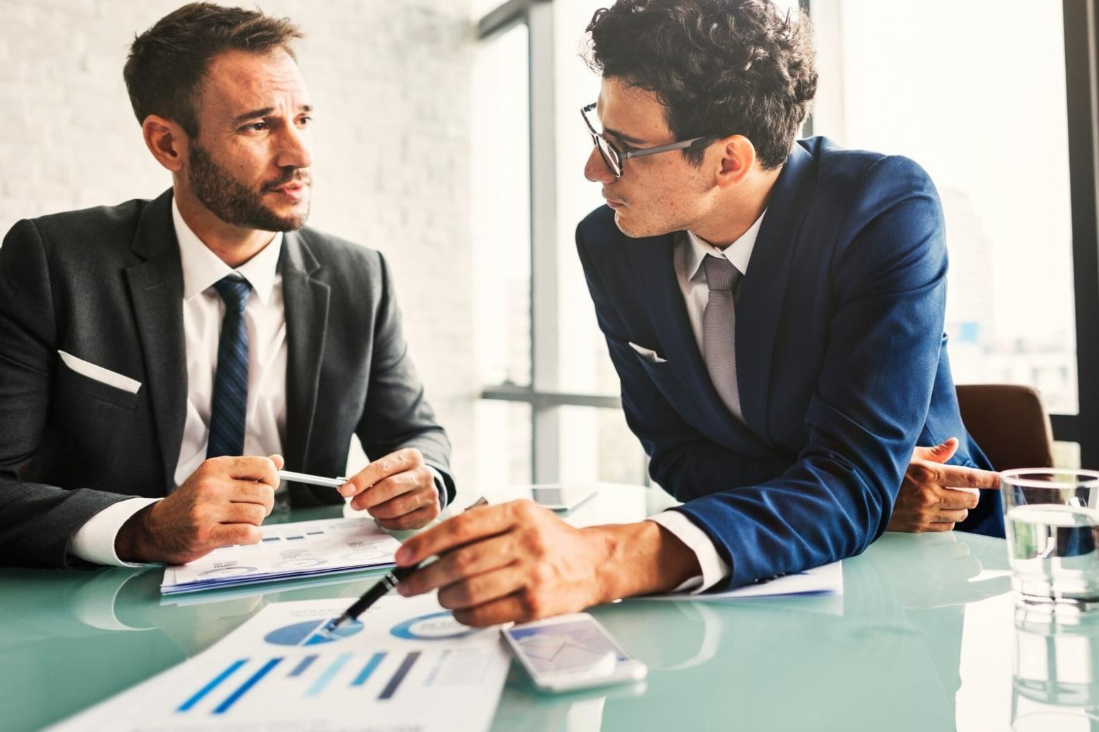 Professionelle Geschäftsanalyse und Finanzplanung